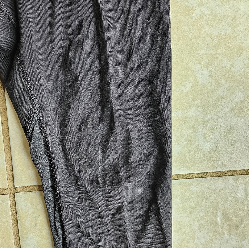 Lululemon capri leggings - Picture 3 of 7